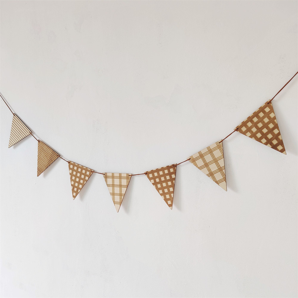 Baby Nursery Garland - Guirxiété murale nordique en bois, triangle,