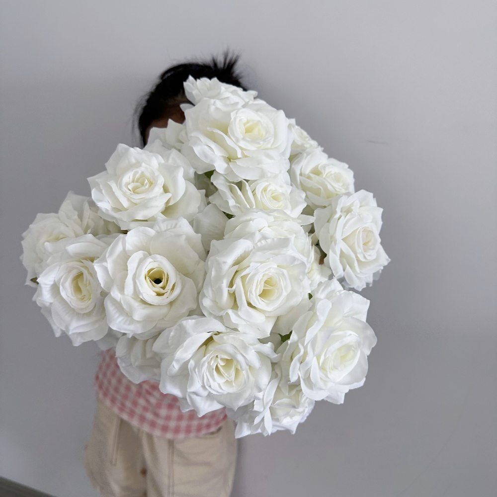 Magnifique Bouquet de Roses ar - Baby Nursery Vintage avis et prix