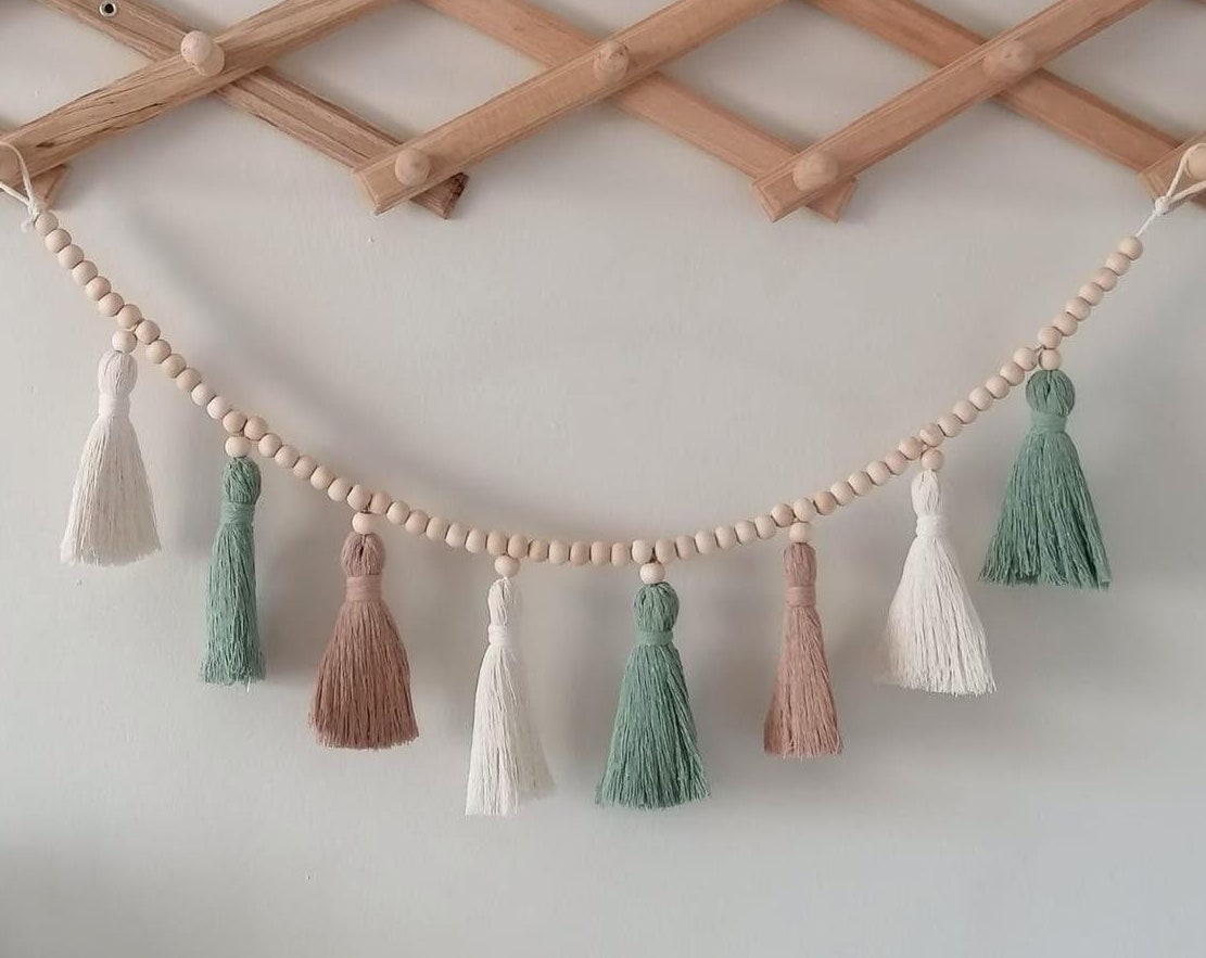 Guirxiété de pompons en macram - Baby Nursery Garland avis et prix